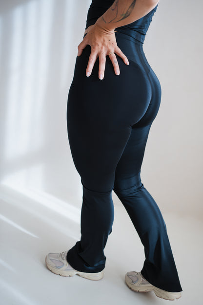 Studio Flare Leggings